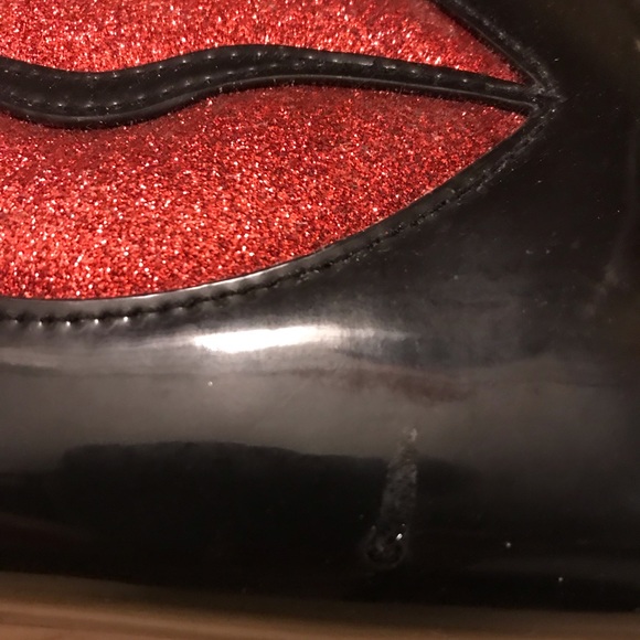 Victoria’s Secret 3 piece Cosmetic Bag Set - Picture 3 of 3